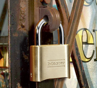 Hosszított kengyelű kombinációs réz lakat