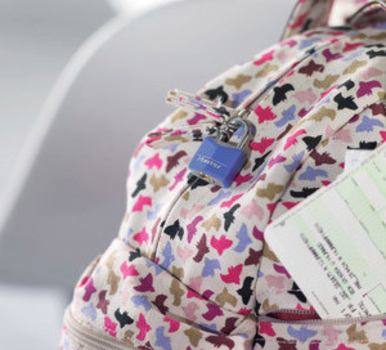 Lakat: műanyagházas alumínium táskazárak, bőröndlakatok