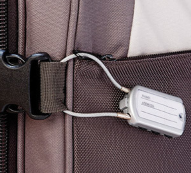 Lakat: Címkártyás táskazár