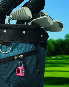 Lakat: Cipzárhúzó füles táskazár (Master Lock 633)