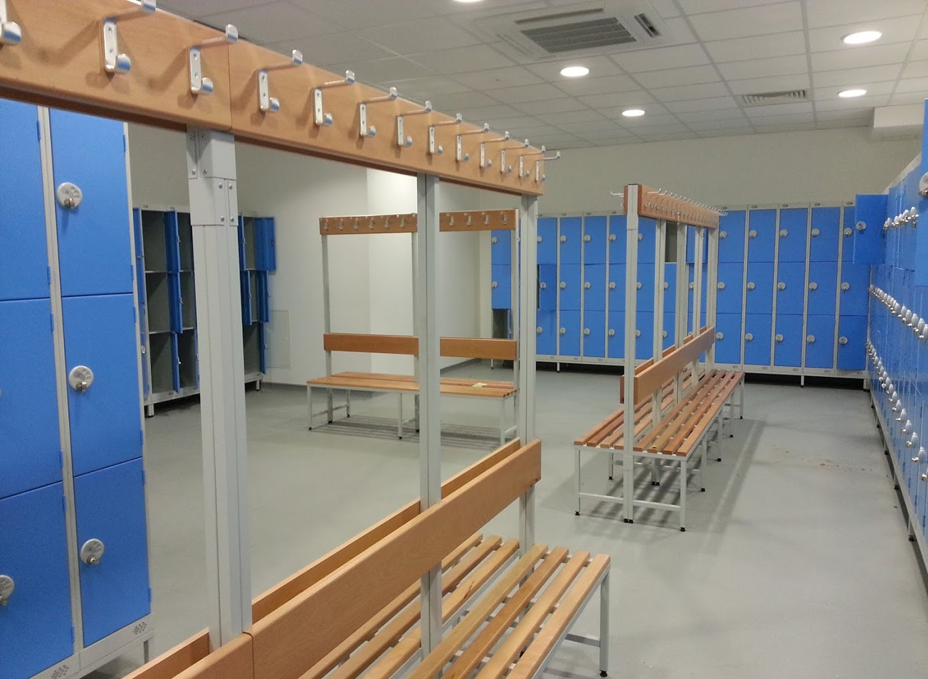 öltözőszekrény lezárás edzőtermi öltöző